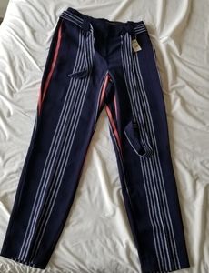 Express high waisted tie pants in Size 4